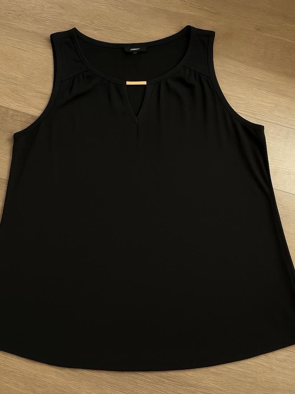 torrid Black Sleeveless Tank with Keyhole Accent